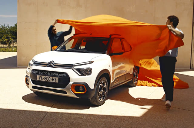 Front Left Three Quarter Image - 8618